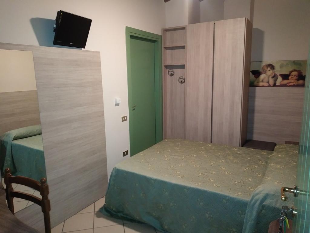 Agriturismo Corte Gaia Castiglione Delle Stiviere Habitación foto
